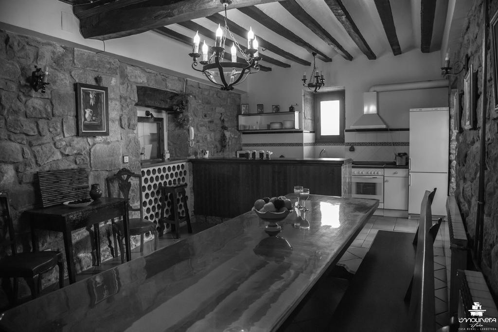 Casa Rural La Molinera Etxea Samaniego Esterno foto