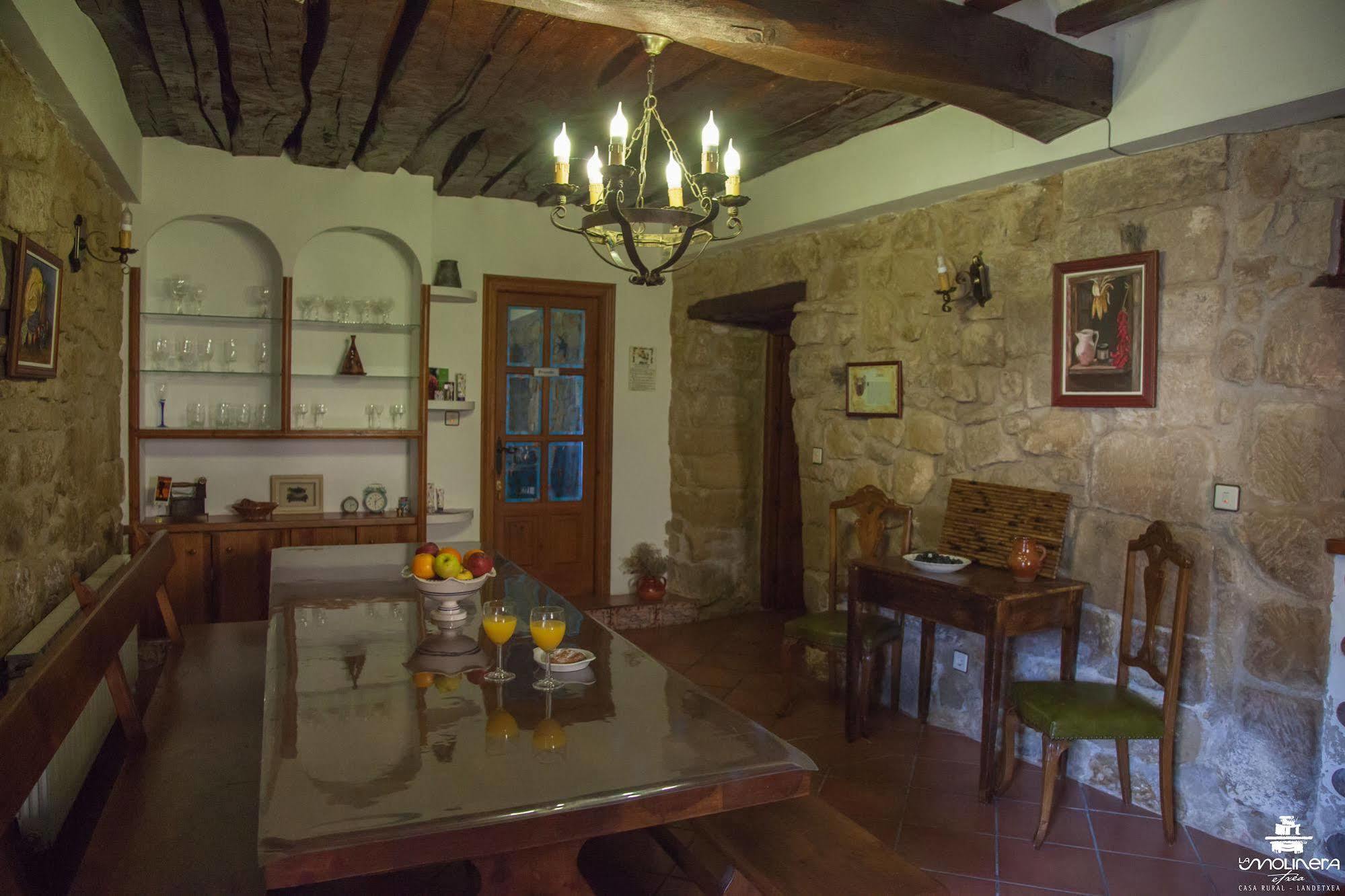 Casa Rural La Molinera Etxea Samaniego Esterno foto